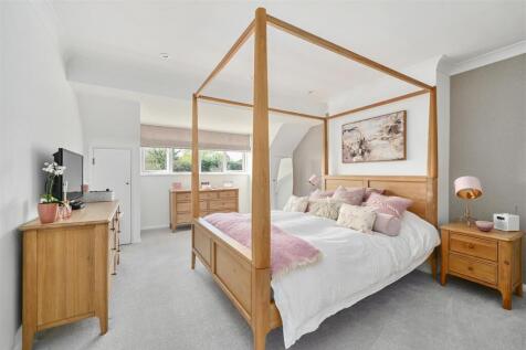 CONIFERS &amp; ROSE COTTAGE - BN245NX (42).jpg
