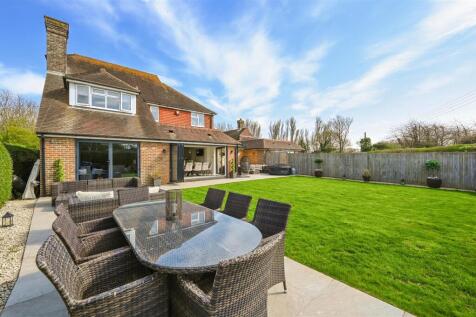 CONIFERS &amp; ROSE COTTAGE - BN245NX (18).jpg