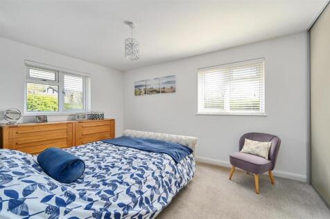 CONIFERS &amp; ROSE COTTAGE - BN245NX (24).jpg