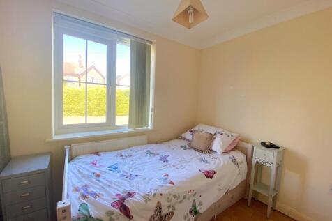 2 Chancery Ct - Bed3.jpg