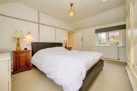 Milton Cottage - Internal (14 of 19).jpg