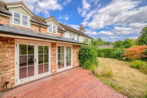 Beville External Shoot (40 of 87).jpg