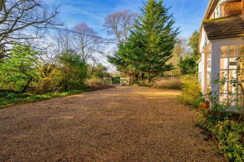Chiltern Cottage - External (6 of 15).jpg