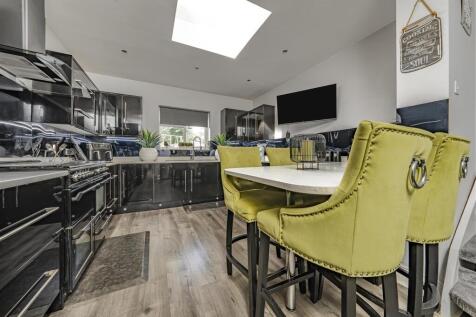 Photo Sep 15 2025, 3 13 20 PM.jpg