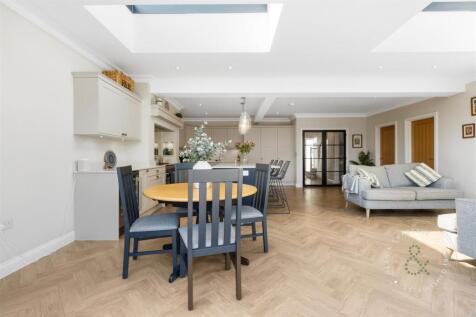 Hendre Close, Llandaff, Hern Crabtree (19).jpg