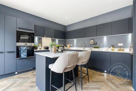 The Dale. HC. Int (8).jpg