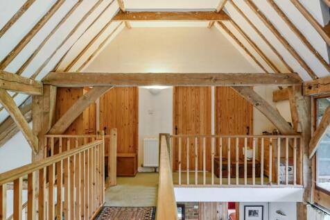 Silks Barn Ph3.jpg