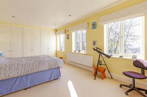 Bedroom 2-1.jpg