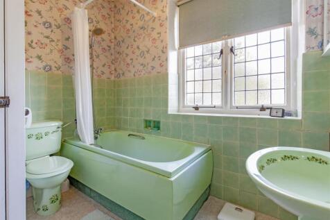 Bathroom-1.jpg