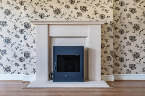 1328551-13-688749...