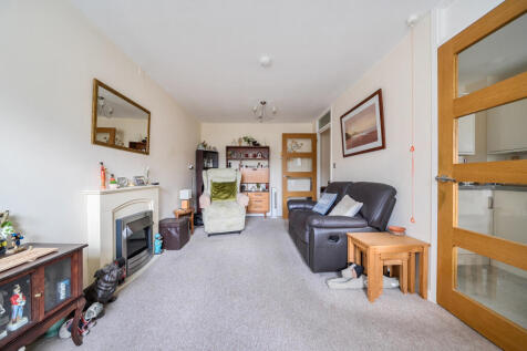 1369236-7-68f25cd...