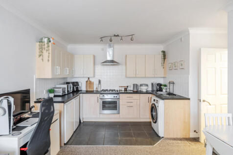 1385622-7-692872d...