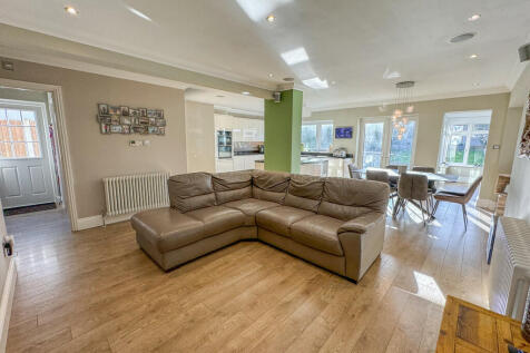 lounge area 2