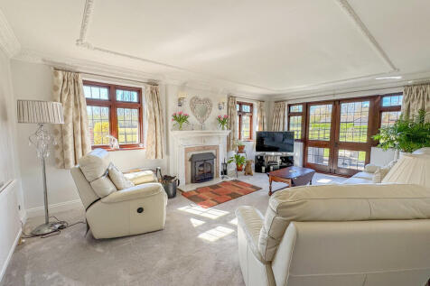 lounge 1