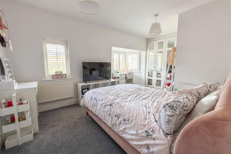 bed2 image 1
