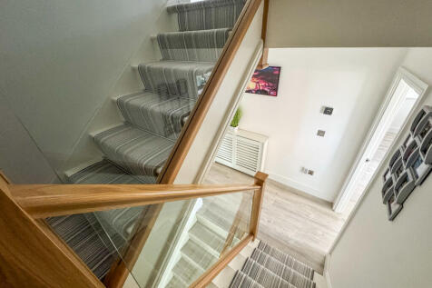 stairs turn to gr...