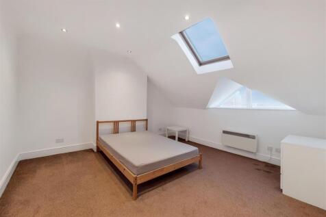 7_Main Bedroom-0.jpg