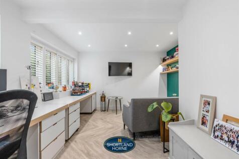 206 Canley Road WM (15 of 63).jpg