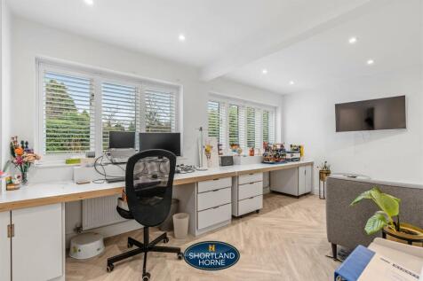 206 Canley Road WM (14 of 63).jpg
