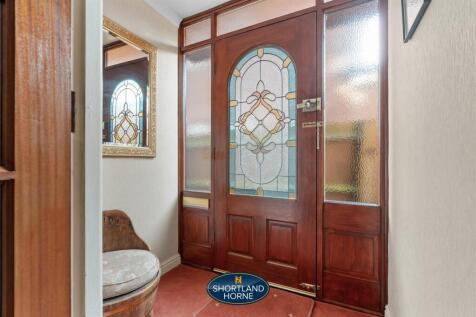 76 Armorial Road WM (27 of 48).jpg
