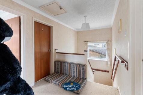 120 De Montfort Way WM (7 of 16).jpg