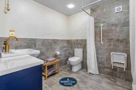 15 Whitefield Close WM (3 of 51).jpg