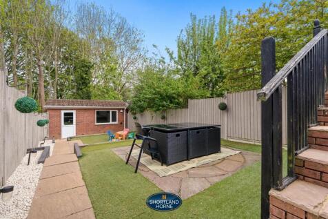138 Lincroft Crescent (15 of 26).jpg