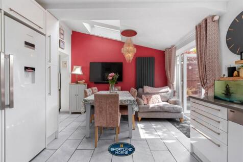 141 Ash Green Lane (22 of 42).jpg