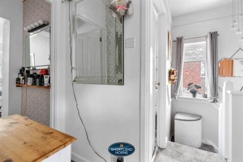 141 Ash Green Lane (10 of 42).jpg