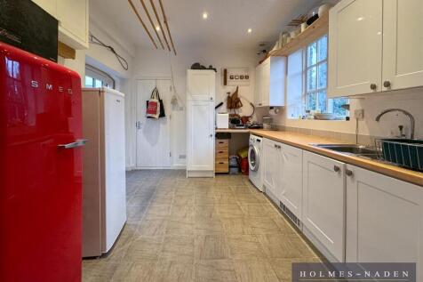 Utility Room.jpg