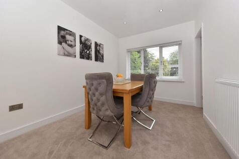 DINING ROOM/BEDROOM 3