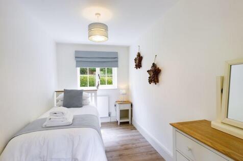 Cottage A bedroom 3
