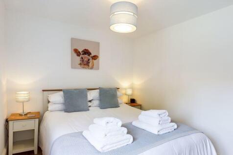 Cottage A bedroom 2