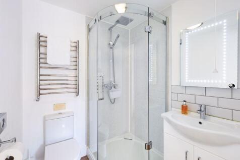 Cottage A shower room