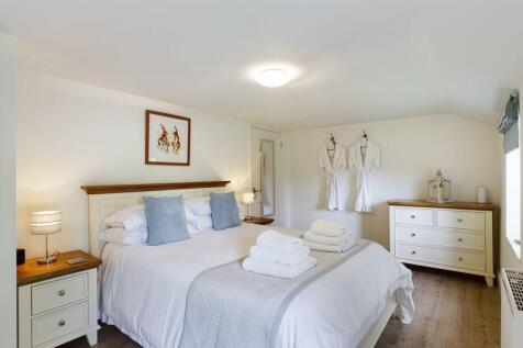 Cottage B bedroom
