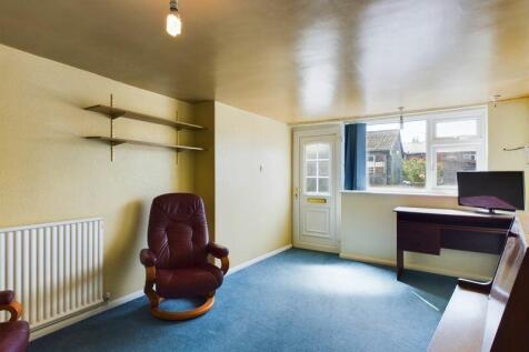 82- Living Room