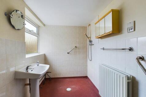 82- Wetroom