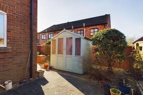 Rear courtyard