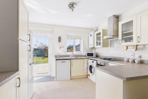 Living Room / Kitchen