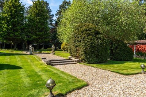 Maltby House Grounds