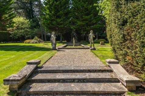 Maltby House Grounds