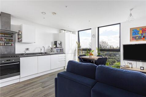Reception/Kitchen