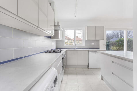 Reception/Kitchen