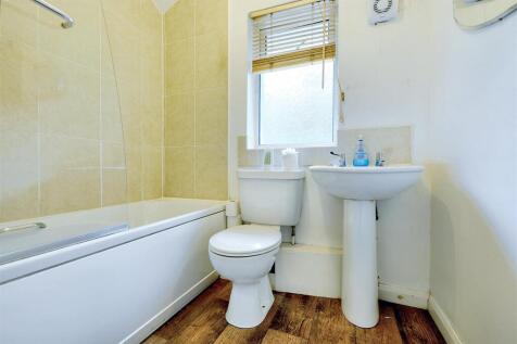 Bathroom.jpeg