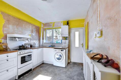 Kitchen_1.jpeg