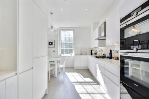 Kitchen_2.jpeg