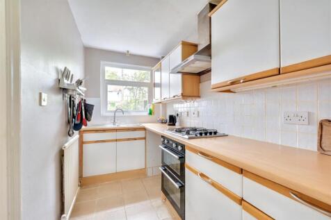 Kitchen_1.jpeg