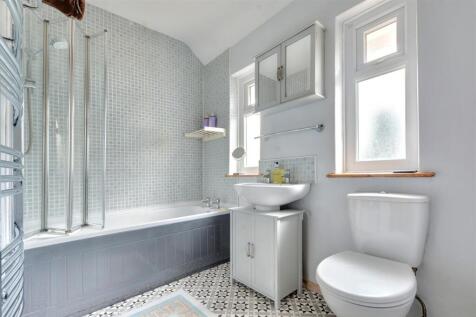 Bathroom.jpeg
