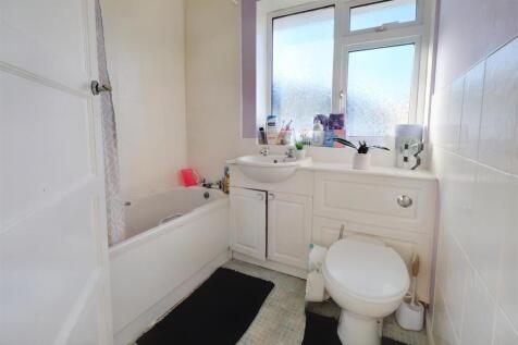 Bathroom.jpeg