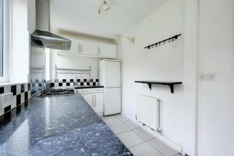 Kitchen_2.jpeg